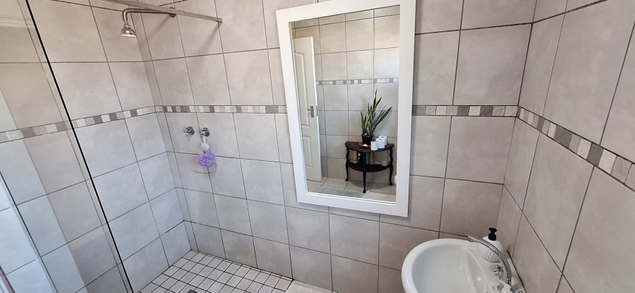 3 Bedroom Property for Sale in Albertinia Western Cape